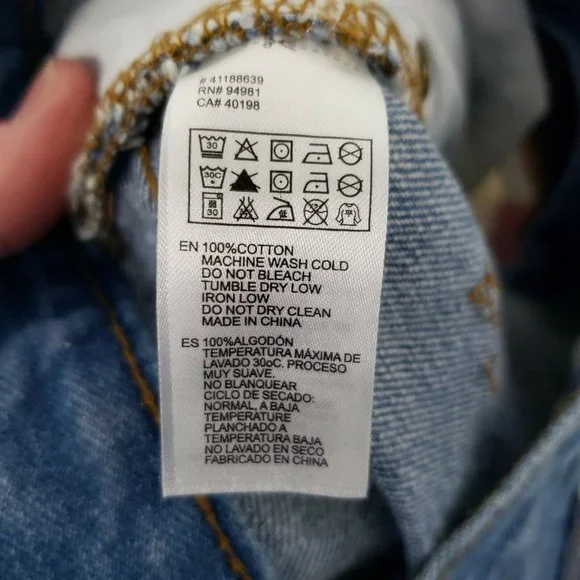 Forever 21 American Flag Jean Shorts Women Size 27 - Picture 4 of 4